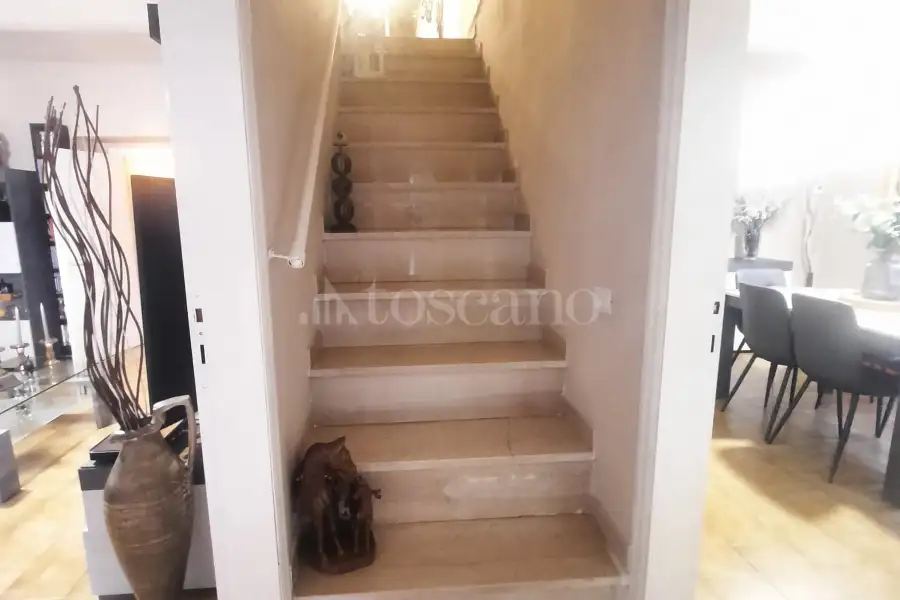 Casa Indipendente in vendita di 225 mq a €155.000 (rif. 2/2026)