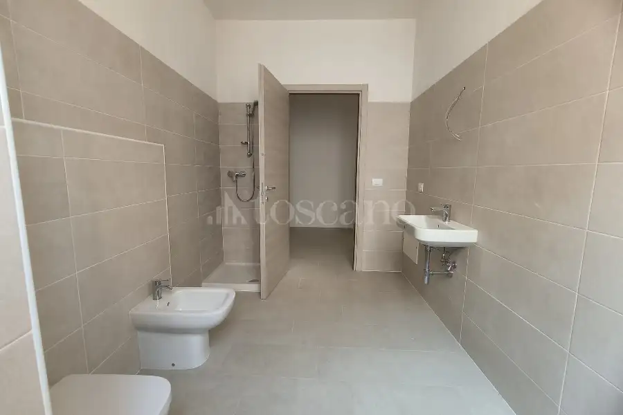 Casa Indipendente in vendita di 300 mq a €450.000 (rif. 32/2026)