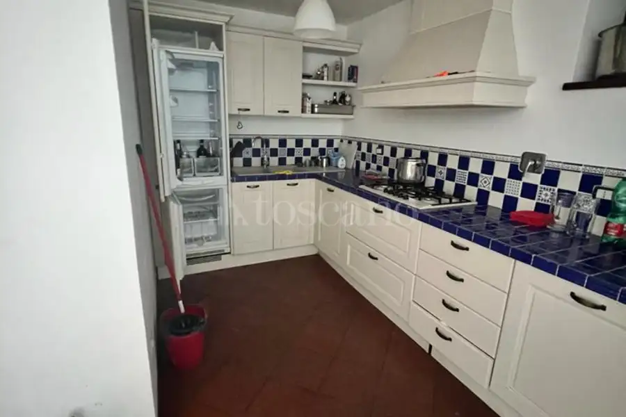 Villa in vendita di 400 mq a €399.000 (rif. 3/2024)