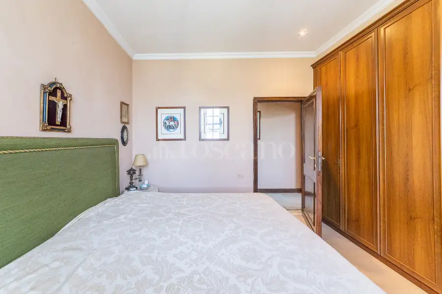 Villa in vendita di 750 mq a €1.950.000 (rif. 53/2026)