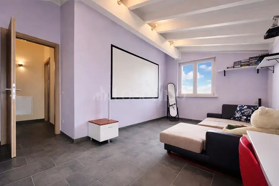 Villa in vendita di 630 mq trattativa riservata (rif. 8/2026)
