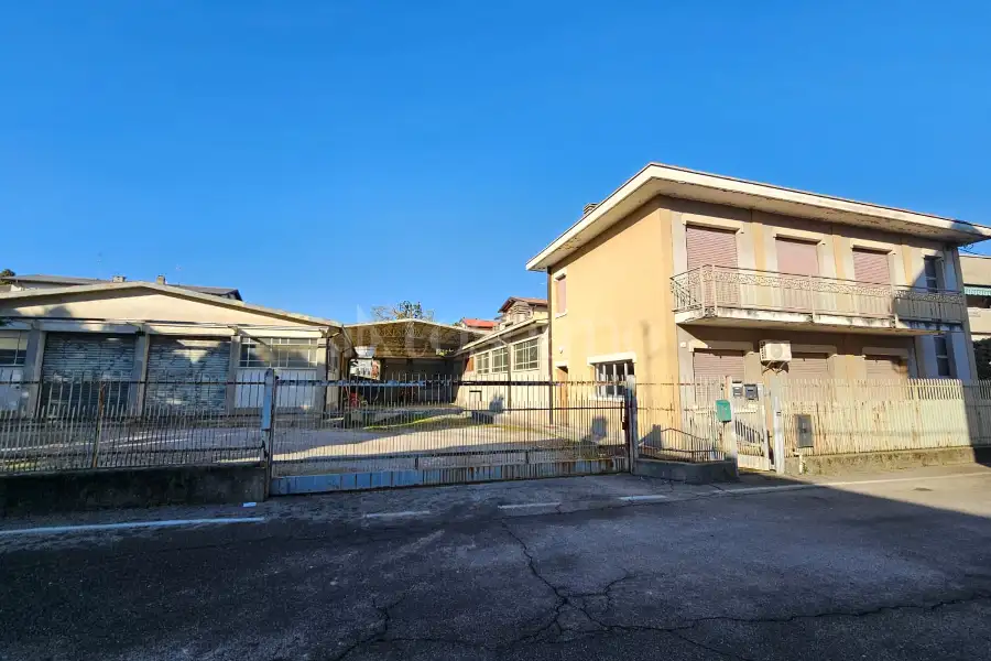Edificabile Residenziali in vendita di 2.600 mq a €550.000 (rif. 50/2025)