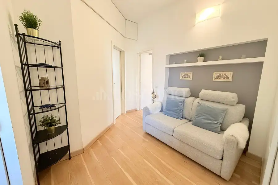 Casa in affitto di 37 mq a €1.200 (rif. 25/2026)
