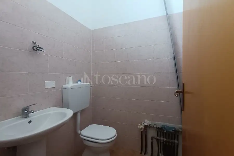 Negozio in affitto di 59 mq a €1.100 (rif. 95/2026)