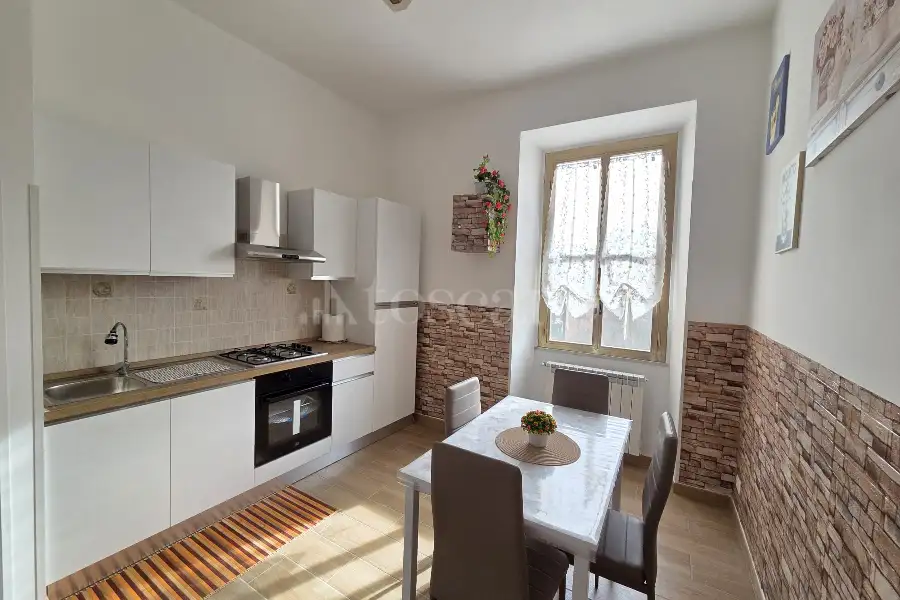 Casa in affitto di 45 mq a €700 (rif. 5/2026)