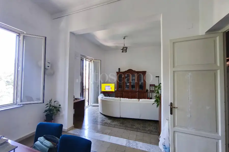Palazzo in vendita di 1.500 mq a €2.200.000 (rif. 65/2026)
