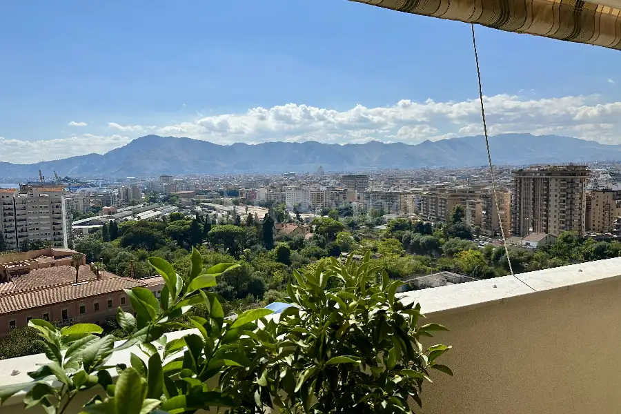 Attico in vendita di 140 mq a €420.000 (rif. 68/2026)
