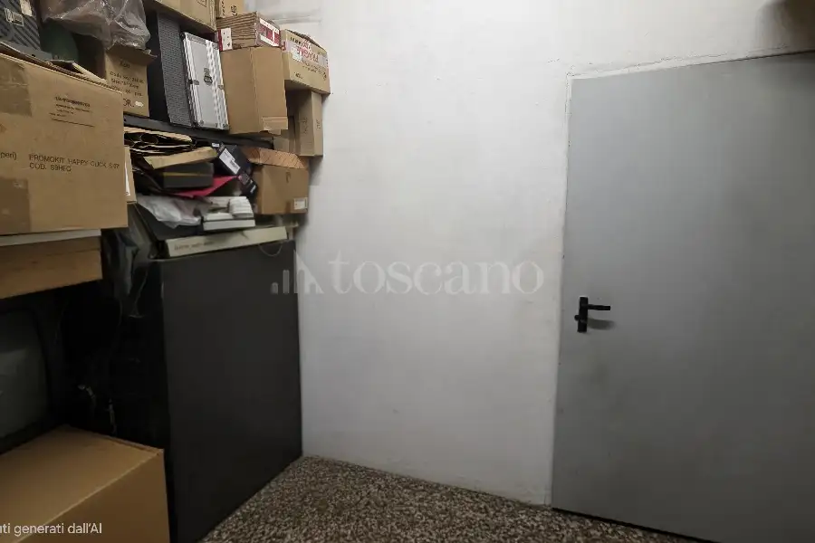 Negozio in vendita di 45 mq a €229.000 (rif. 17/2026)