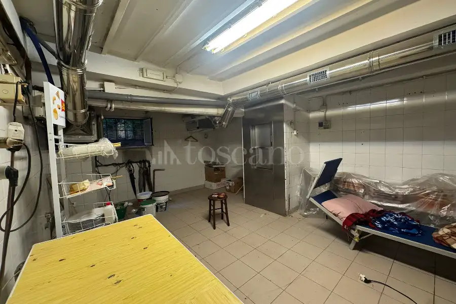 Attività Commerciale in vendita di 75 mq a €320.000 (rif. 35/2026)