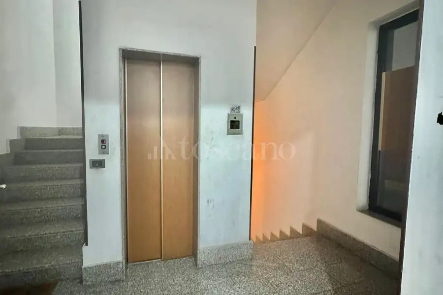 Ufficio in vendita di 100 mq a €190.000 (rif. 52/2026)