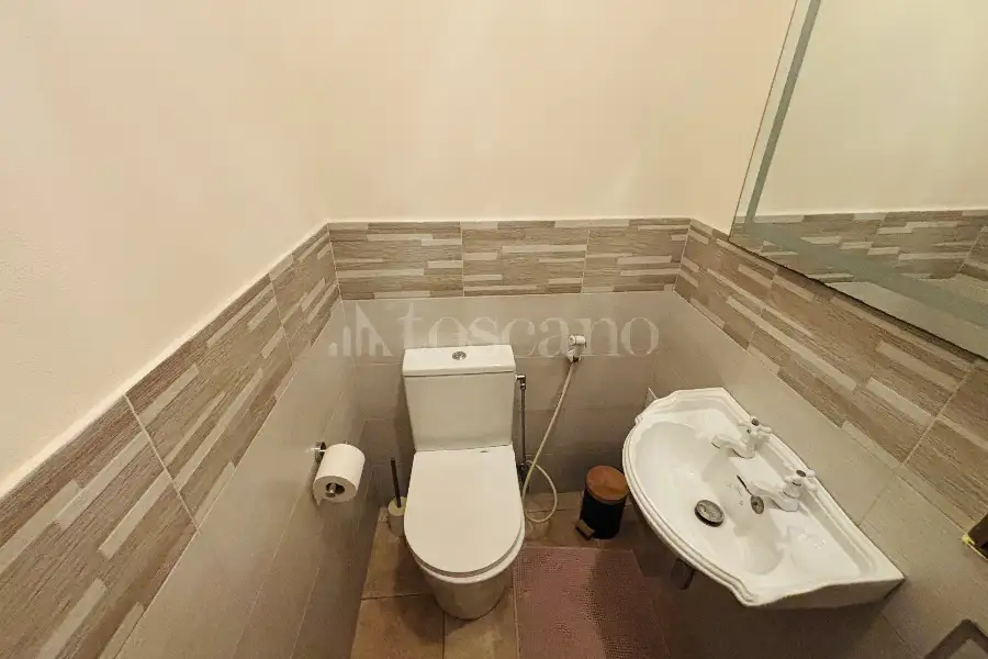 Villa in vendita di 385 mq a €880.000 (rif. 39/2026)