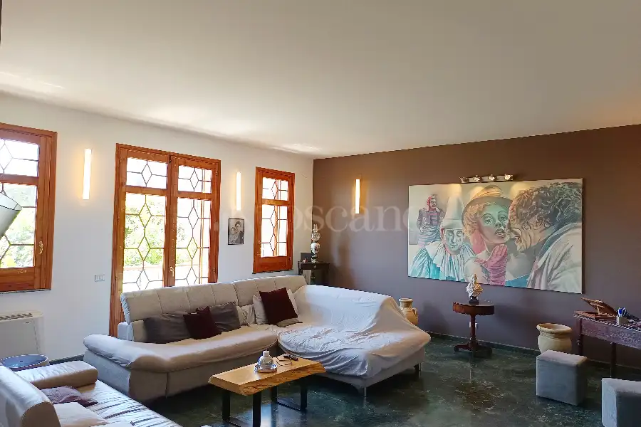 Casa in vendita di 218 mq a €174.000 (rif. 88/2025)