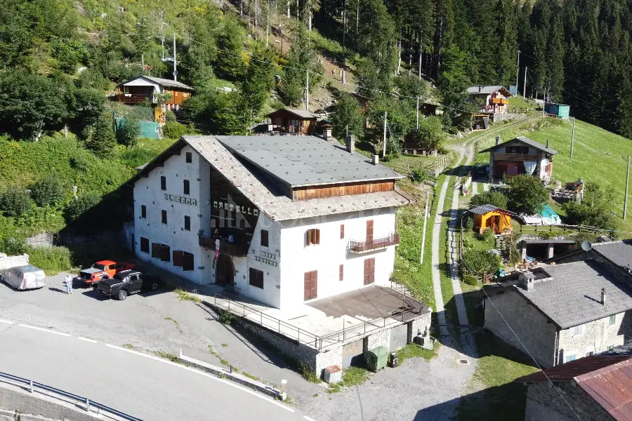 Attività Commerciale in vendita di 550 mq a €360,000 (rif. TS0321VE)