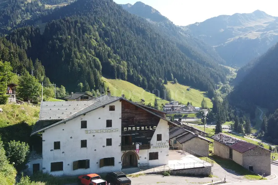 Attività Commerciale in vendita di 550 mq a €360,000 (rif. TS0321VE)