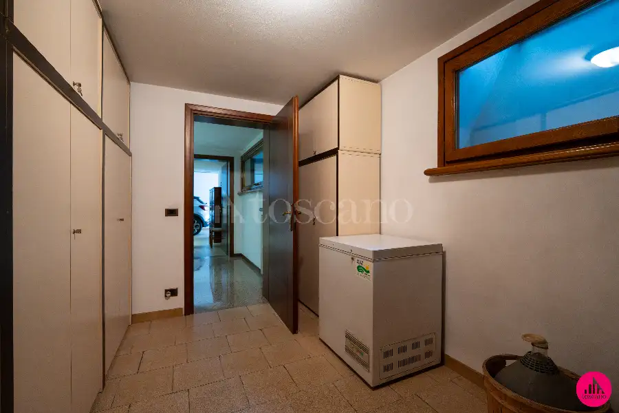 Villino a Schiera in vendita di 228 mq a €395.000 (rif. 177/2026)