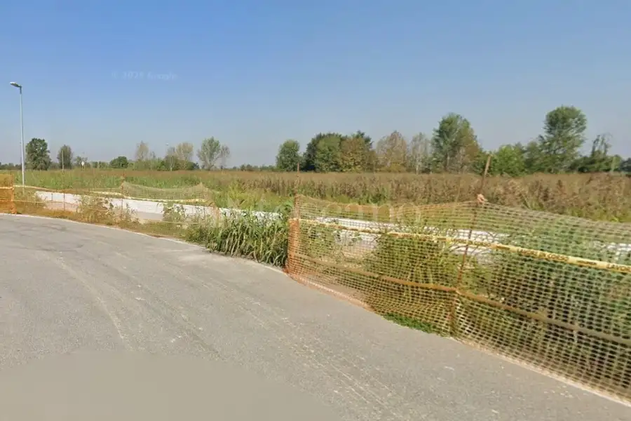 Terreno in vendita di 10000 mq a €900,000 (rif. MRE1273VE)