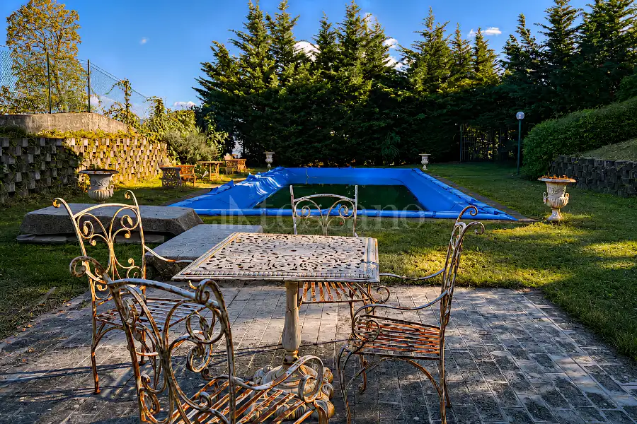 Villa in vendita di 364 mq a €599.000 (rif. 10/2026)
