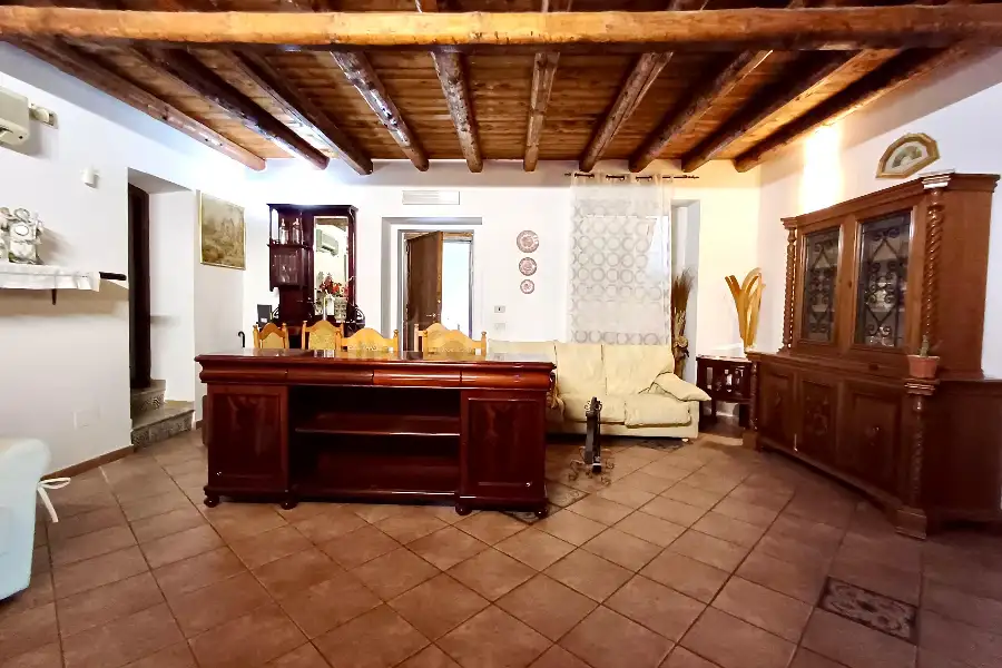 Casa in vendita di 140 mq trattativa riservata (rif. 24/2025)