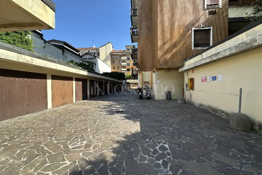 Box in vendita di 15 mq a €66.500 (rif. 31/2026)