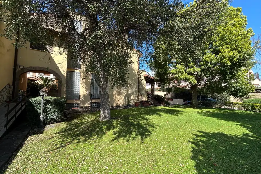 Villa in vendita di 380 mq a €599.000 (rif. 15/2026)