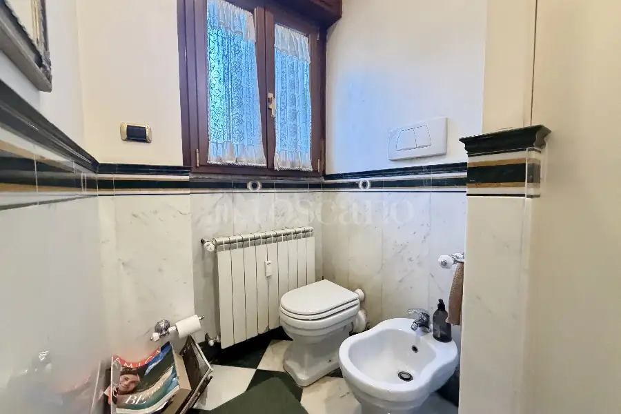 Attico in vendita di 250 mq a €990.000 (rif. 6/2026)
