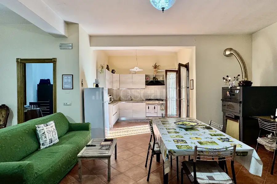Villa in vendita di 360 mq a €575.000 (rif. 60/2025)