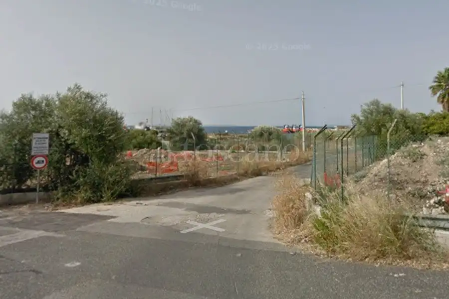 Agricolo in affitto di 1.000 mq a €750 (rif. 95/2026)