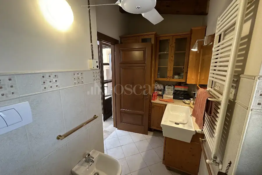 Casale in vendita di 747 mq a €790.000 (rif. 11/2026)