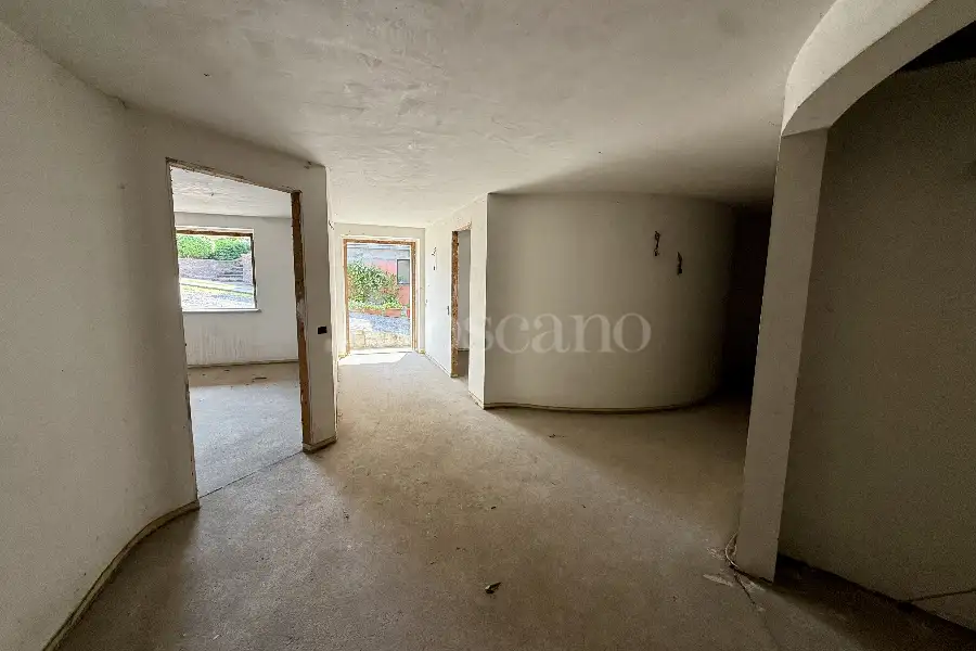Villa Bifamiliare in vendita di 420 mq trattativa riservata (rif. 17/2026)
