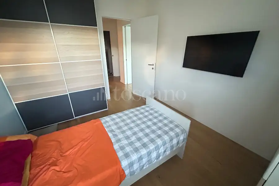 Attico in vendita di 95 mq a €419.000 (rif. 49/2026)