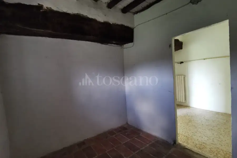 Casa in vendita di 250 mq a €274.000 (rif. 32/2023)
