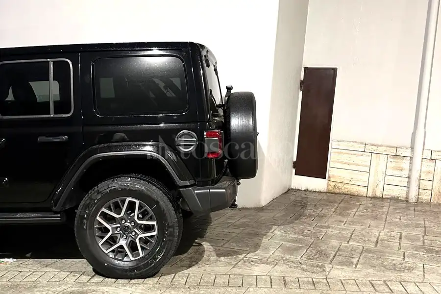 Posto Auto in vendita di 13 mq a €35.000 (rif. 5/2026)