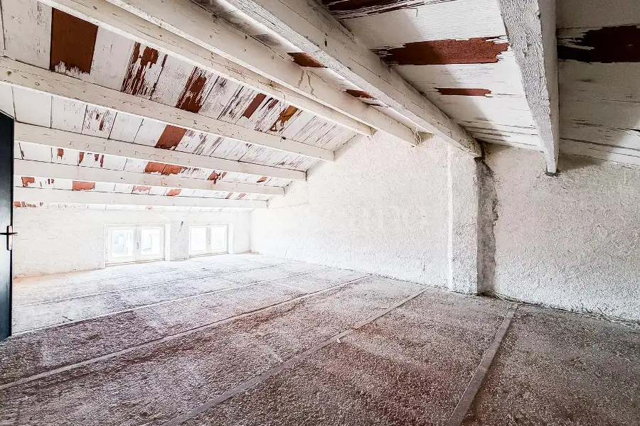 Casa Indipendente in vendita di 140 mq a €65.000 (rif. 40/2026)