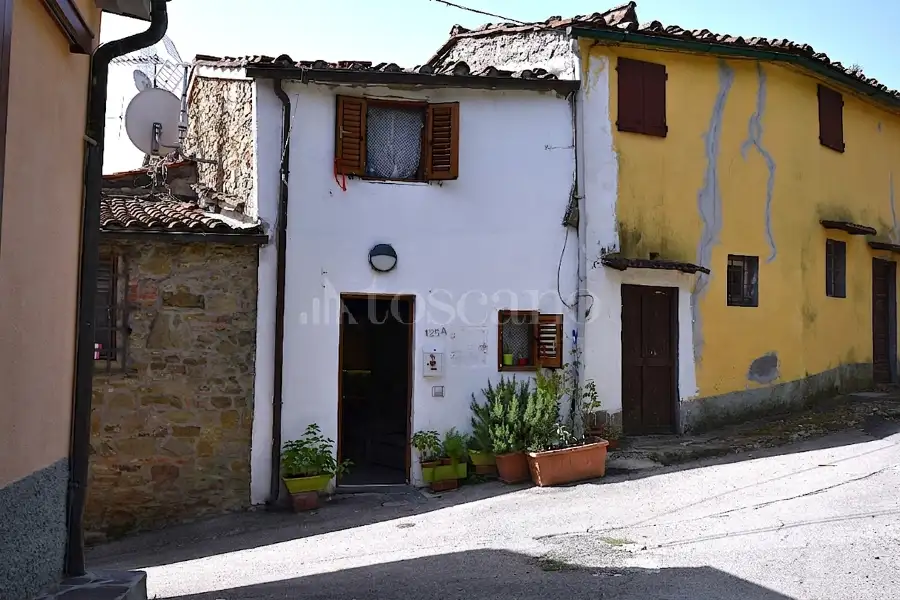 Casa Indipendente in vendita di 75 mq a €69.000 (rif. 35/2026)