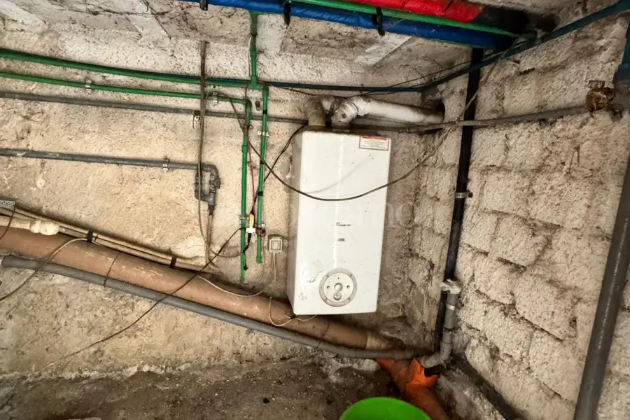 Casa Indipendente in vendita di 250 mq a €90.000 (rif. 102/2025)