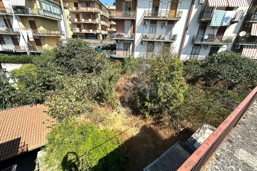 Palazzo in vendita di 350 mq a €218.000 (rif. 126/2026)