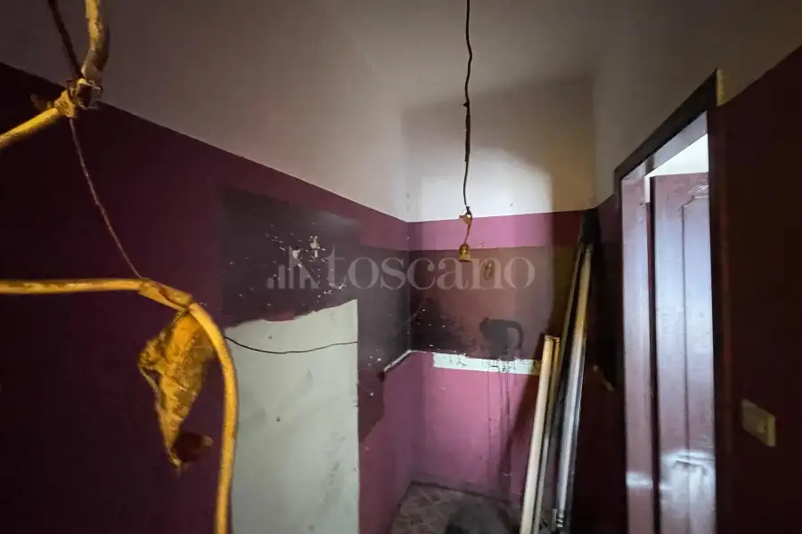 Negozio in vendita di 28 mq a €20.000 (rif. 5/2025)