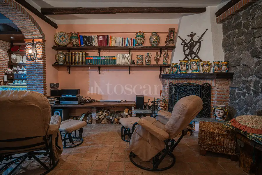 Villa in vendita di 250 mq a €548.000 (rif. 157/2025)