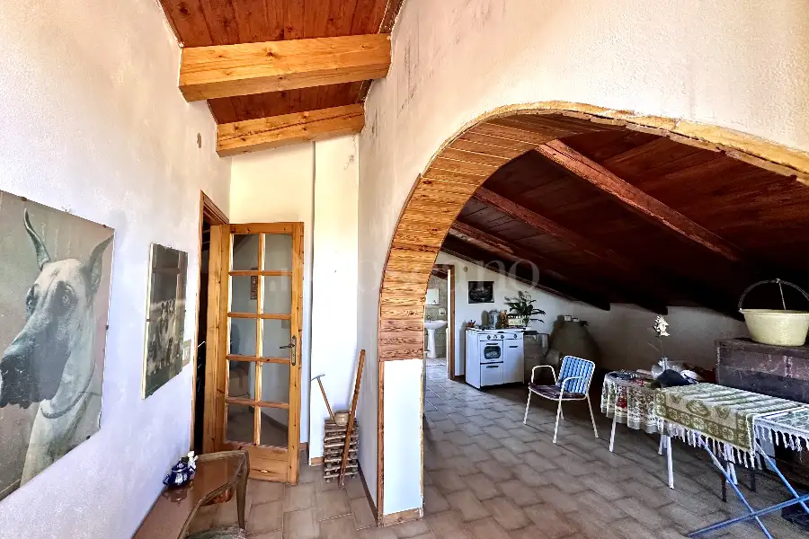 Villa in vendita di 330 mq a €184.000 (rif. 5/2026)