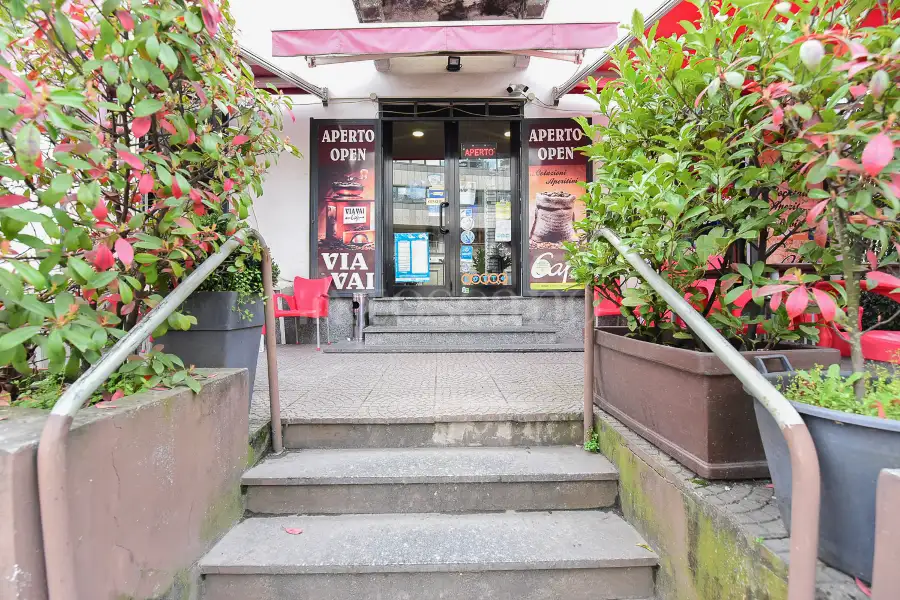 Negozio in vendita di 75 mq a €220.000 (rif. 7/2026)