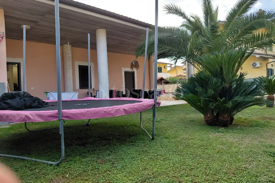 Villa Bifamiliare in vendita di 140 mq a €278.000 (rif. 113/2025)