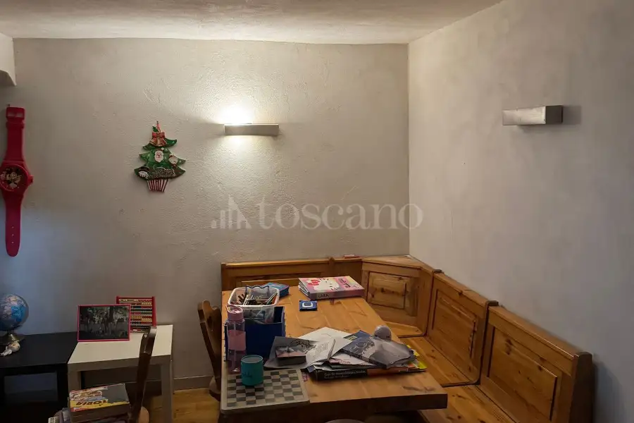 Casa Indipendente in vendita di 321 mq a €449.000 (rif. 18/2026)