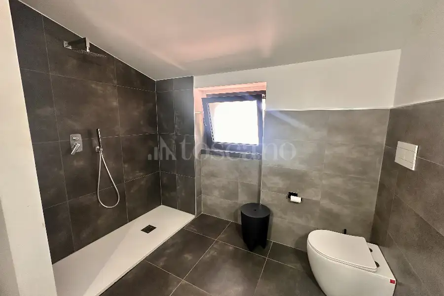 Villa in vendita di 350 mq a €439.000 (rif. 27/2025)