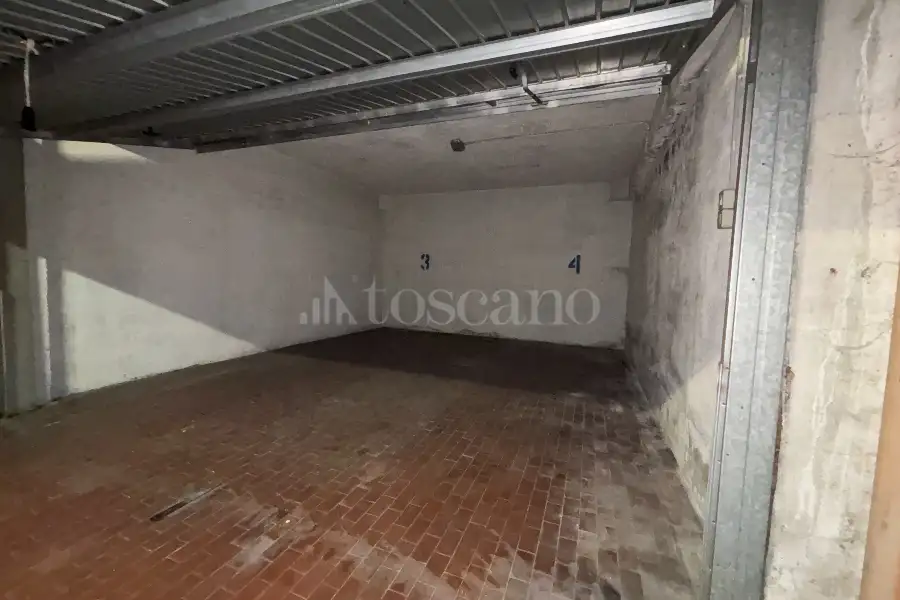 Box in vendita di 12 mq a €40.000 (rif. 11/2026)