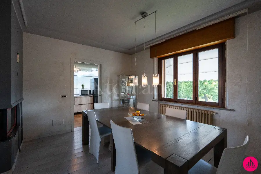 Villa in vendita di 303 mq a €499.000 (rif. 124/2026)
