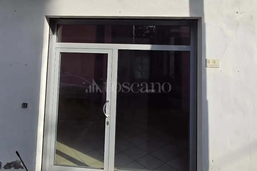 Negozio in vendita di 68 mq a €58.000 (rif. 30/2026)