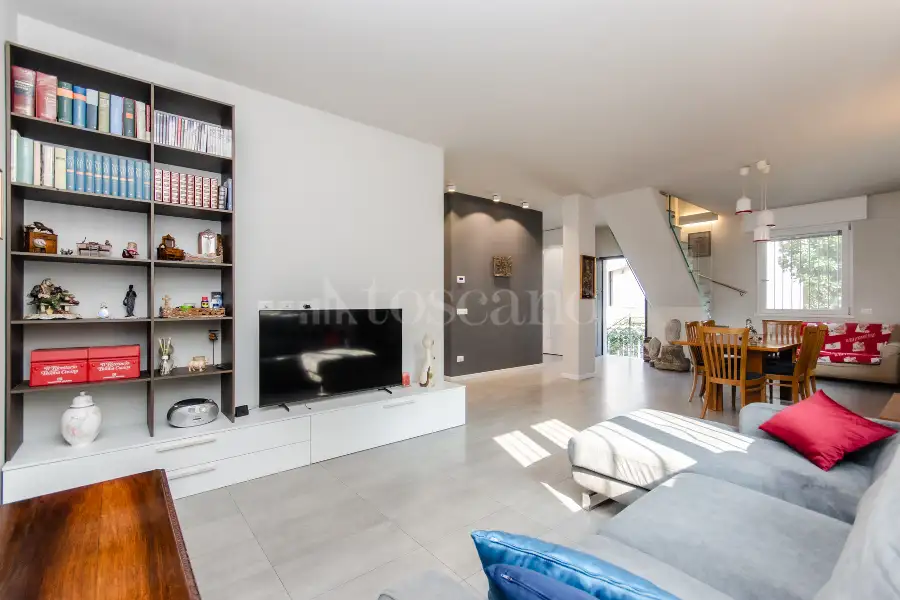Villa in vendita di 250 mq a €1.490.000 (rif. 19/2025)