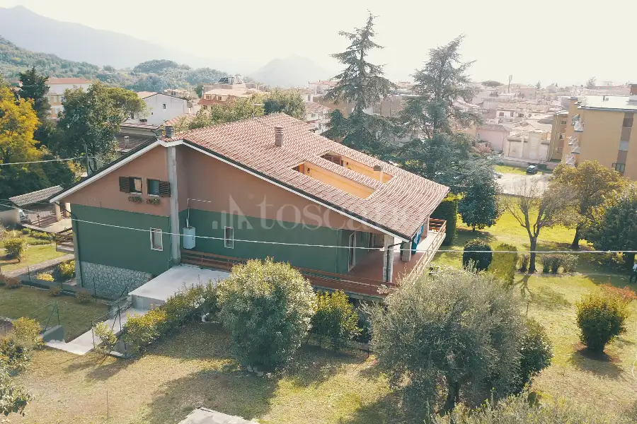 Casa in vendita di 200 mq a €139.000 (rif. 30/2024)