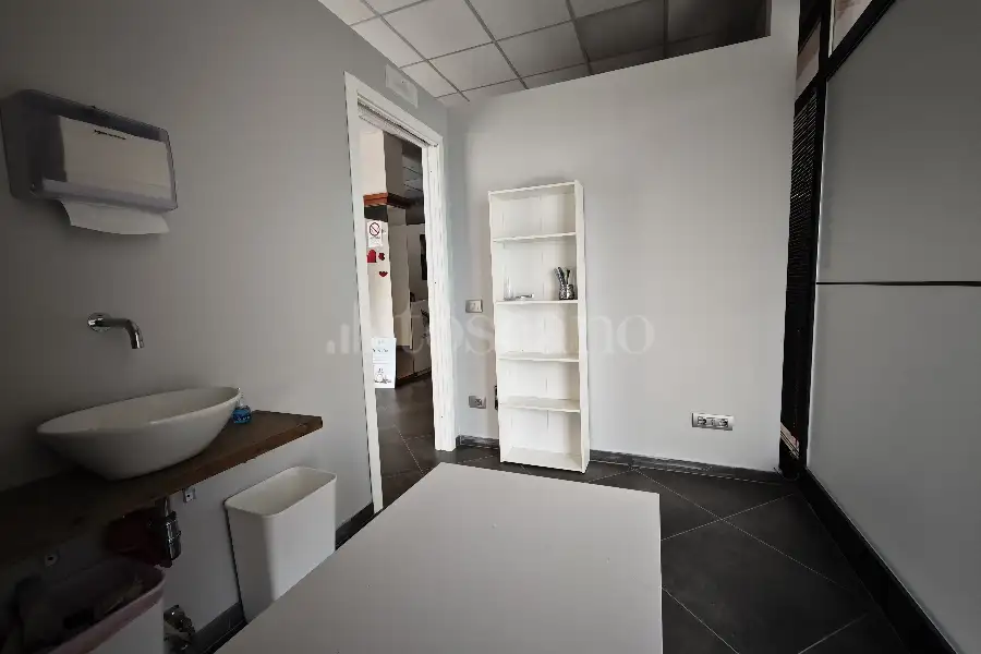 Negozio in vendita di 80 mq a €99.000 (rif. 20/2025)