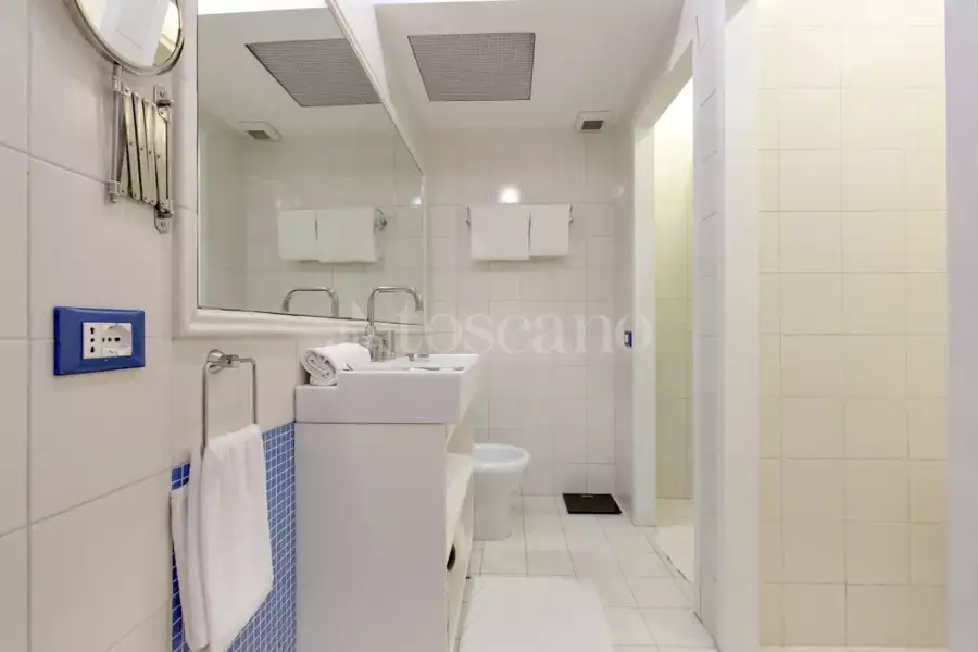 Casa in vendita di 238 mq a €1.040.000 (rif. 49/2025)
